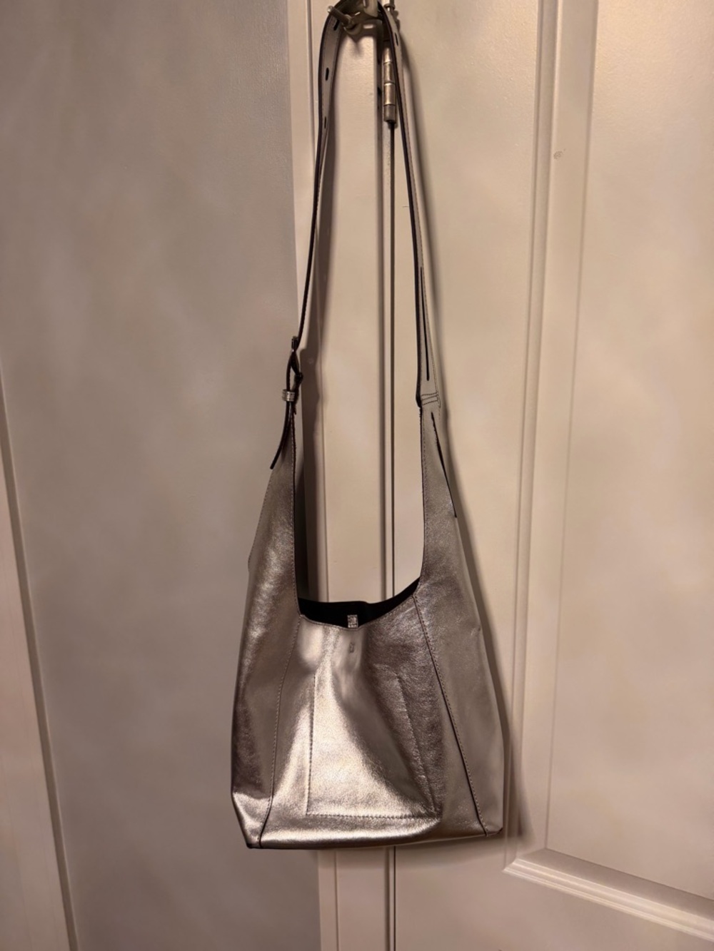 rag & bone Metallic Silver Shoulder Bag - Picture 2 of 6